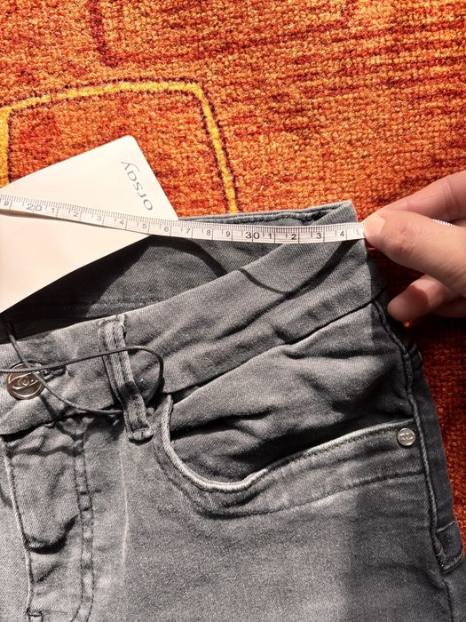 Jeans nou marimea 36 Orsay