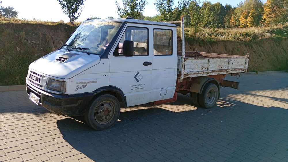 Vând Iveco basculabil mai multe detalii la Nr de telefon 0751332026