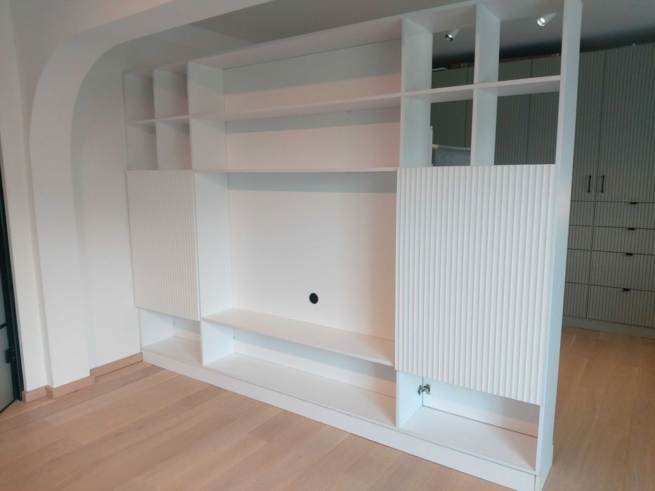Biblioteca TV, alba, 278 x 207 x 33 cm