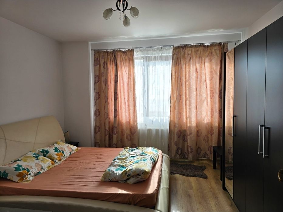 Apartament pentru inchiriat 2 camere  stefan cel mare