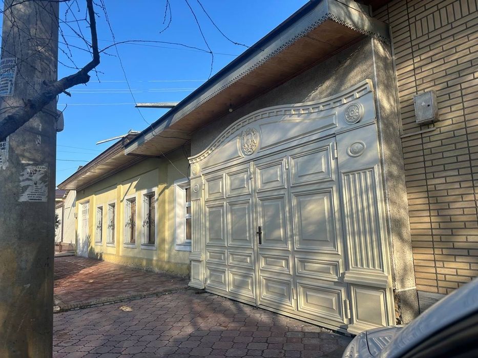 Аренда дома в центре города возле Манрессы