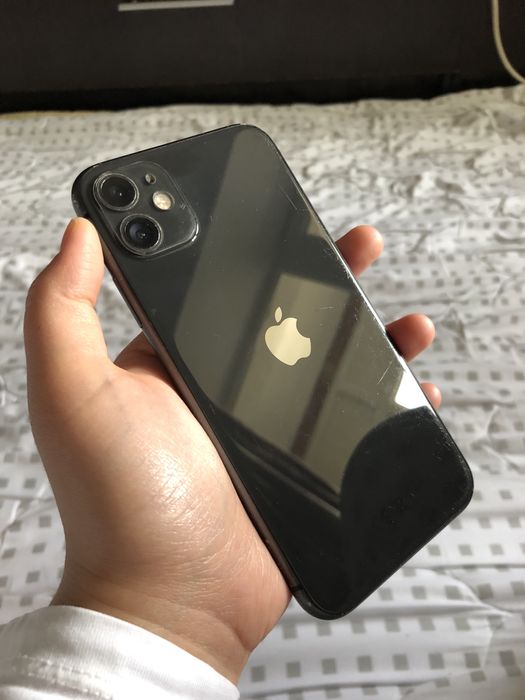 Айфон 11 64гб Apple