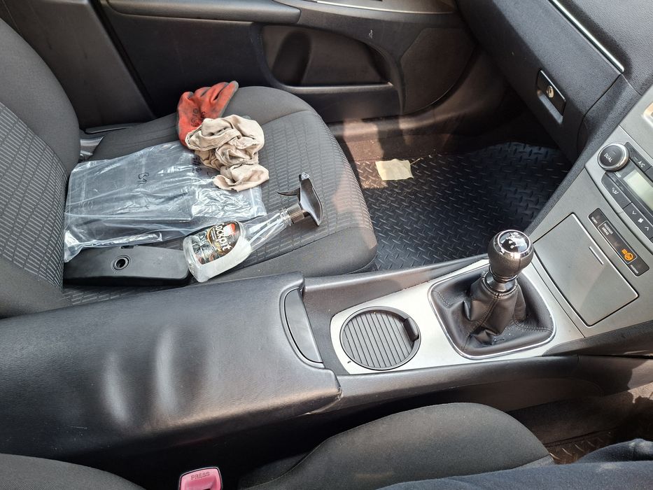 Тойота Авенсис Toyota Avensis T27 ЧАСТИ