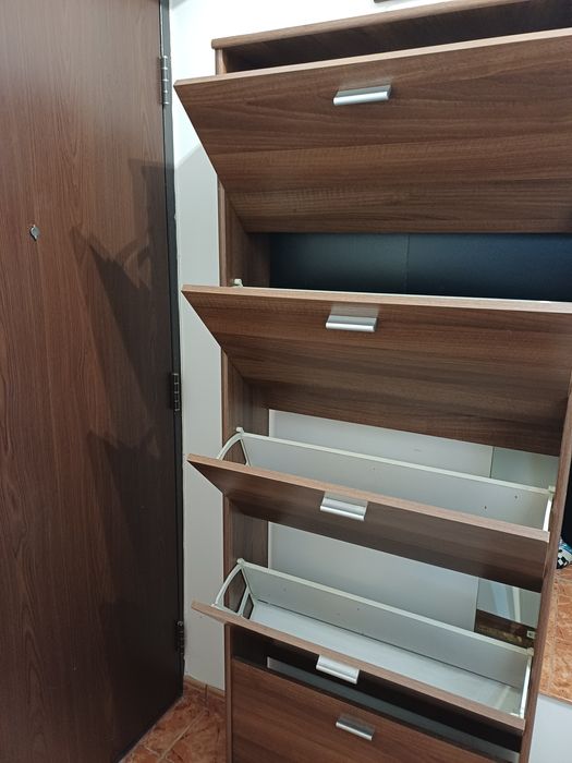 Vând pantofar și cuier mobexpert