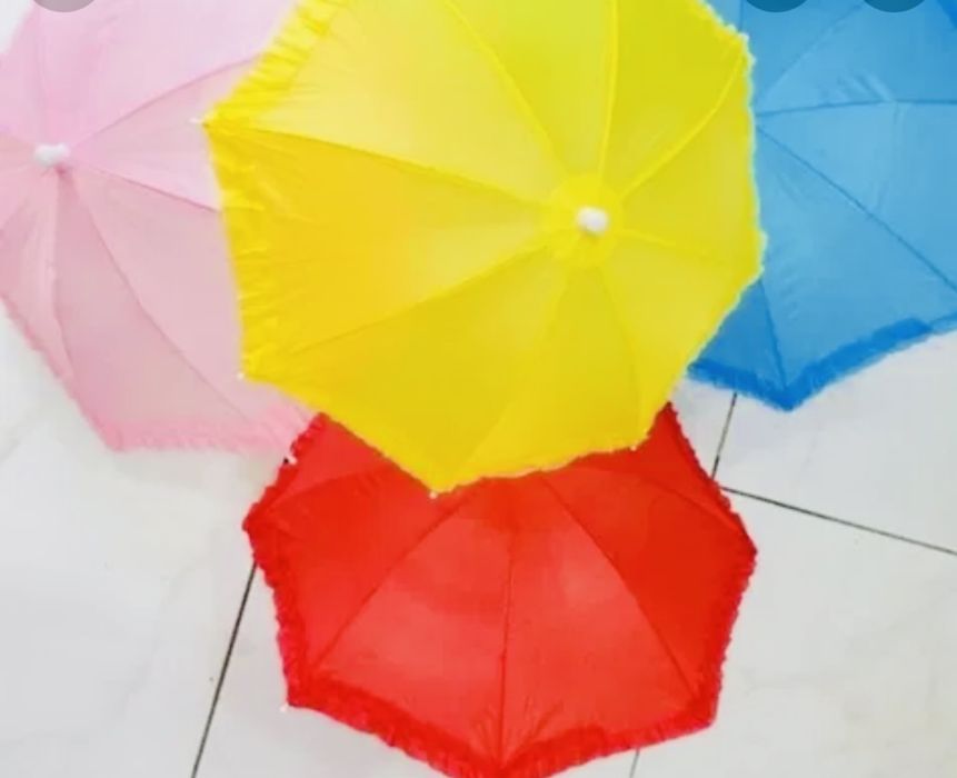 Разных цветов зонтики