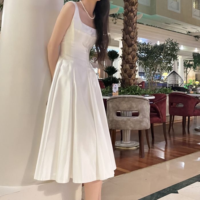 Белое платье вечернее