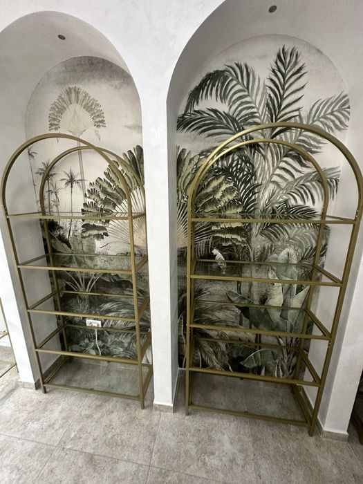 Masa, etajere  sticla mobilier magazin