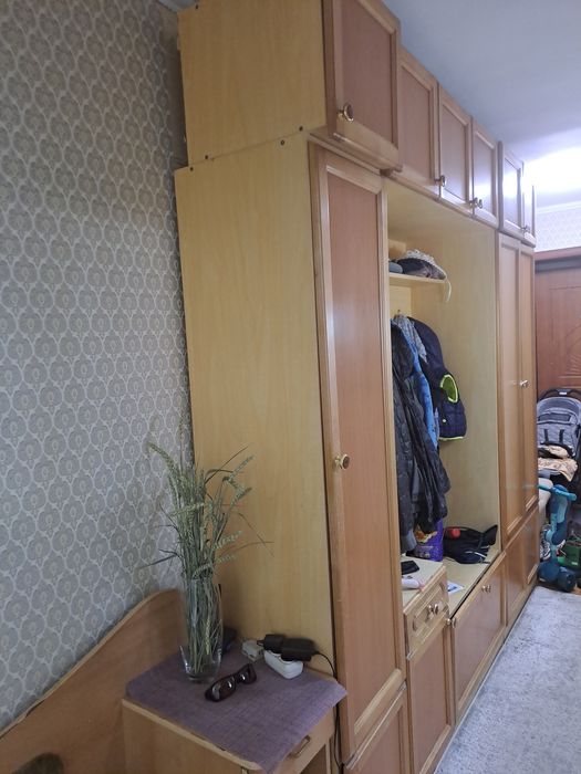 Продам прихожую отличного качества