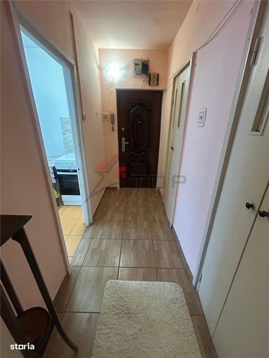 Alexandru - Piata Voievozilor, 3 camere decomandat 72mp, liber