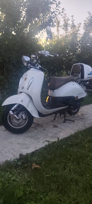 De vânzare scutere fara permis limitate la 25km/h