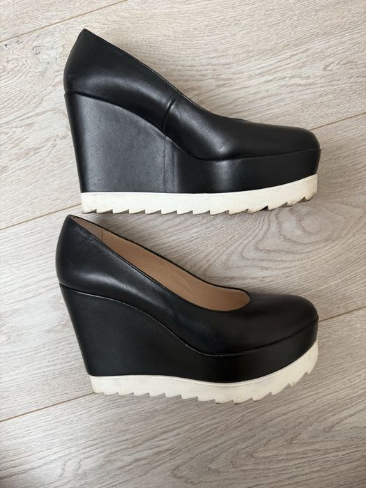 Обувки на платформа от ест кожа