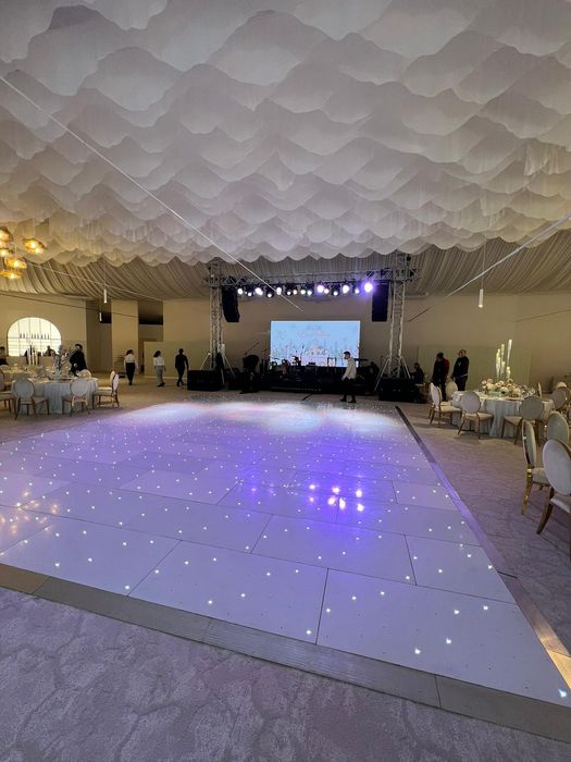 Ring de dans alb cu led-uri,