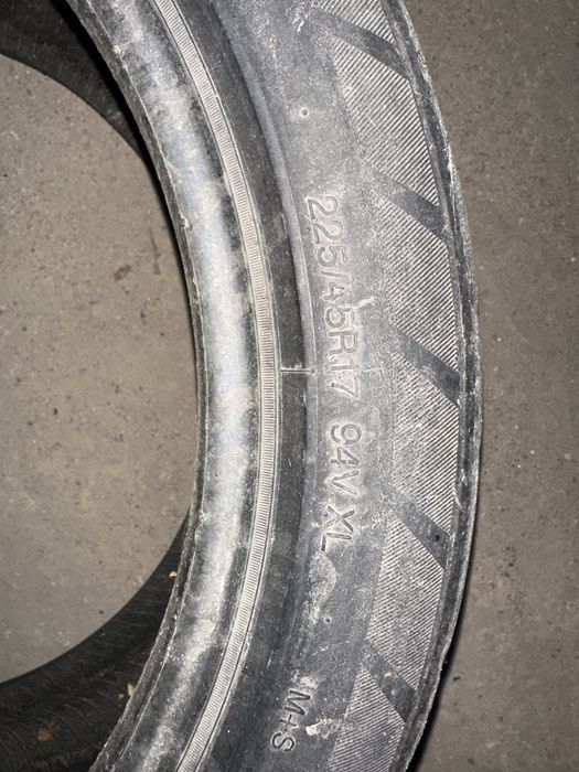 Коплект шин 225/45R17