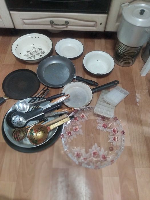 Термос ссср и Кухонные приборы