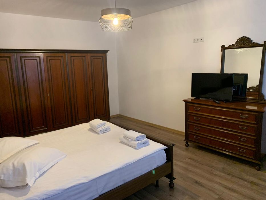 Apartament cu 2 dormitoare in centrul istoric de inchiriat