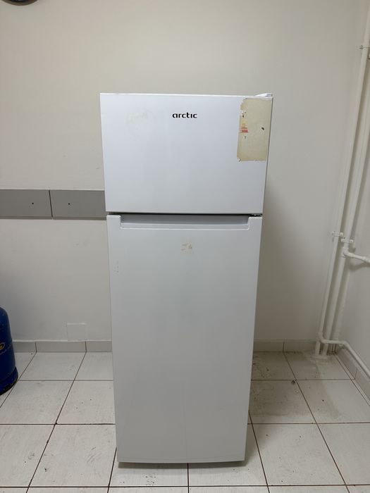 Combina frigorifica Arctic in garantie