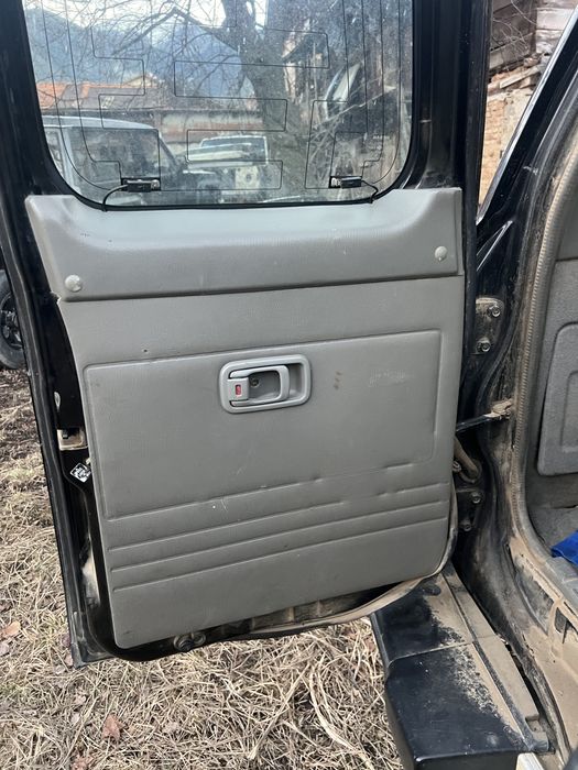 Nissan Patrol y61 на части