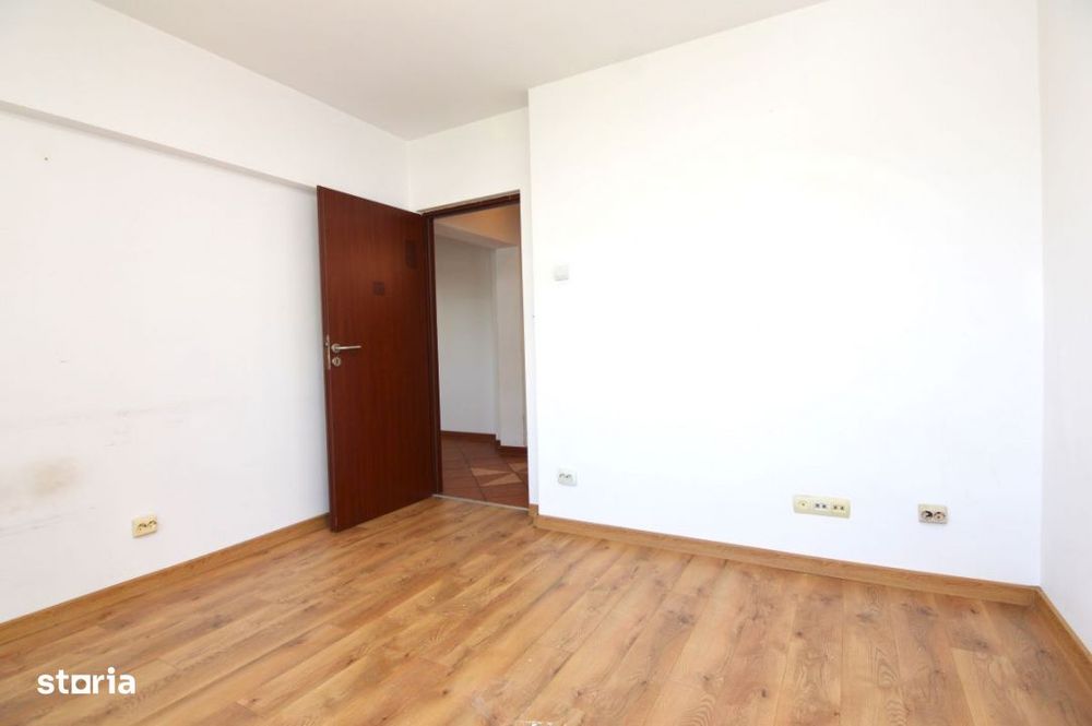Vanzare Apartament 3 Camere Calea Calarasilor – Hyperion