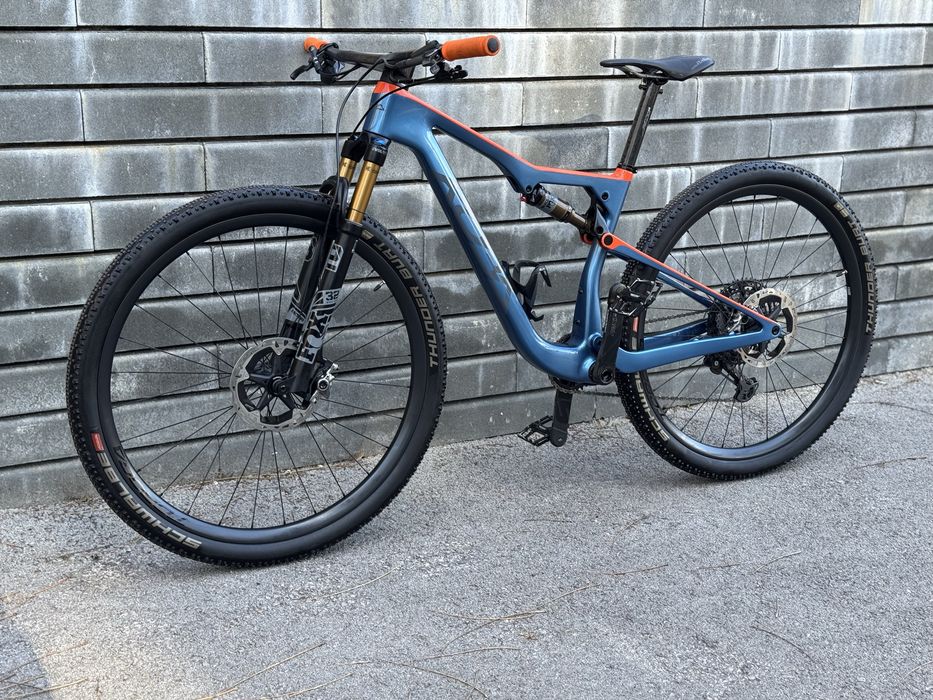 Планински карбонов велосипед KOBA SENTIERO (M размер)