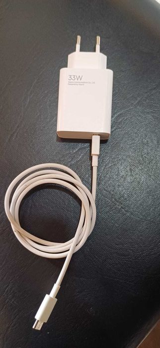 Лот от оригинални зарядни за телефони