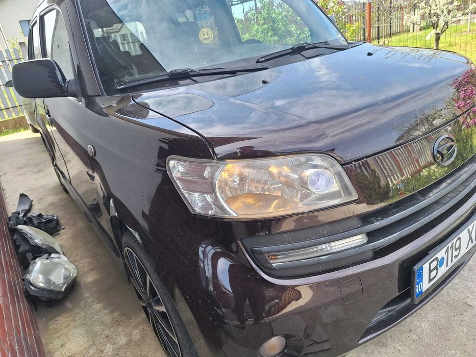 Vand Daihatshu Materia 1.5 Toyota Bb