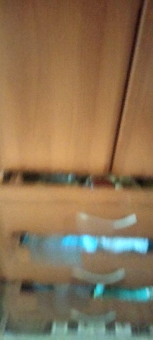 Продам срочно шифонер