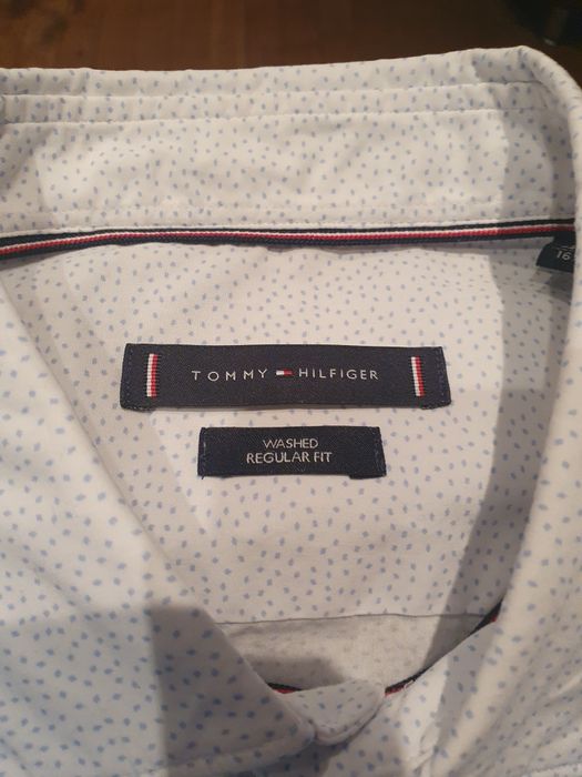 Vand camasa barbati originala Tommy Hilfiger marimea 42