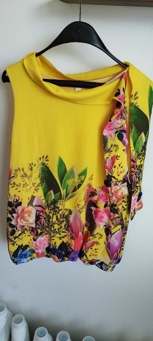 Блуза жълта на цветя, размер М