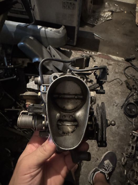 Дроссель ауди с4 2.3