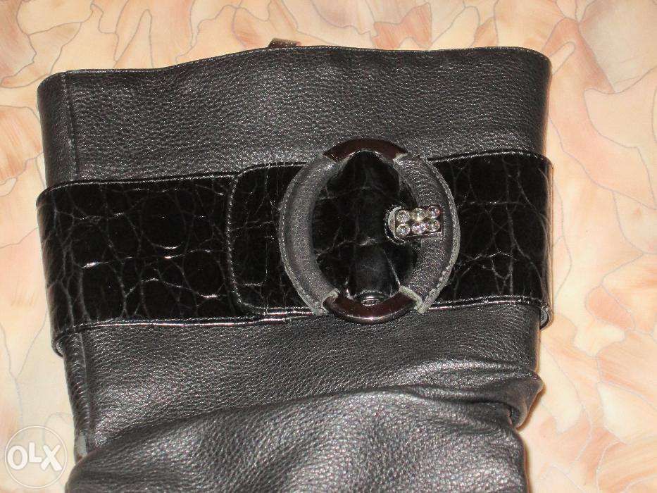 Продам ботинки женские