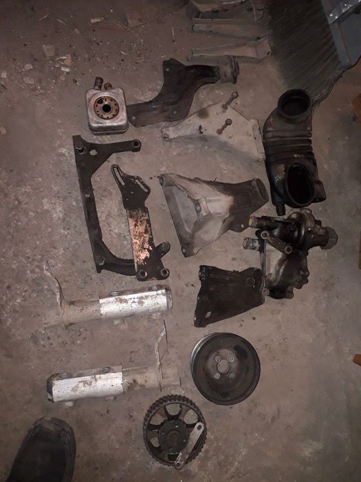 Запчасти на Ауди б4 инжектор