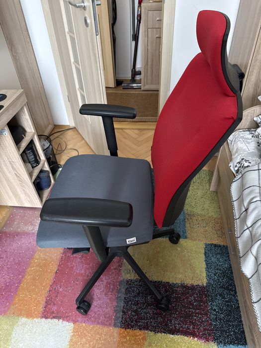 Scaun birou Rim cu spatar si cotiere reglabile