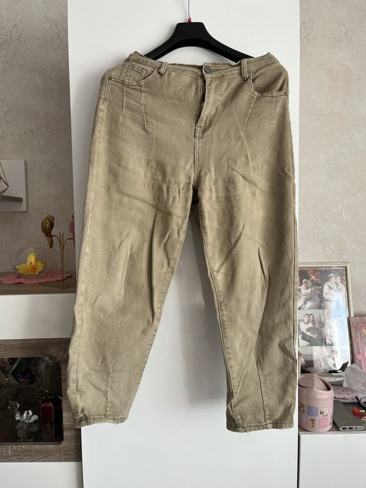 Платья ,брюки ,дакеты,кофты 44,46,48