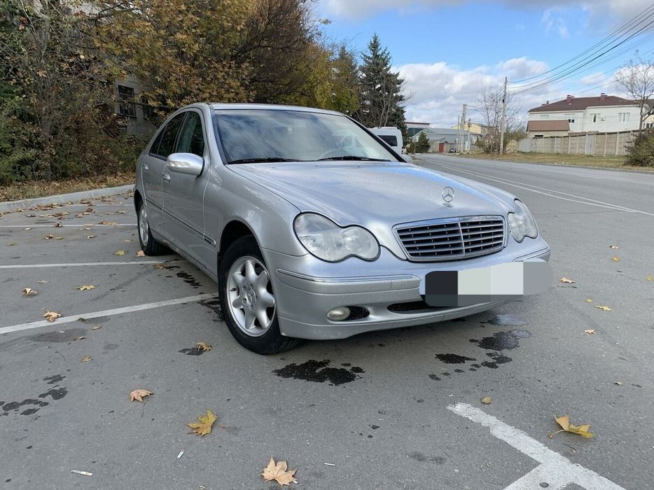 В продаже Мерседес  С 240. Евро 4.