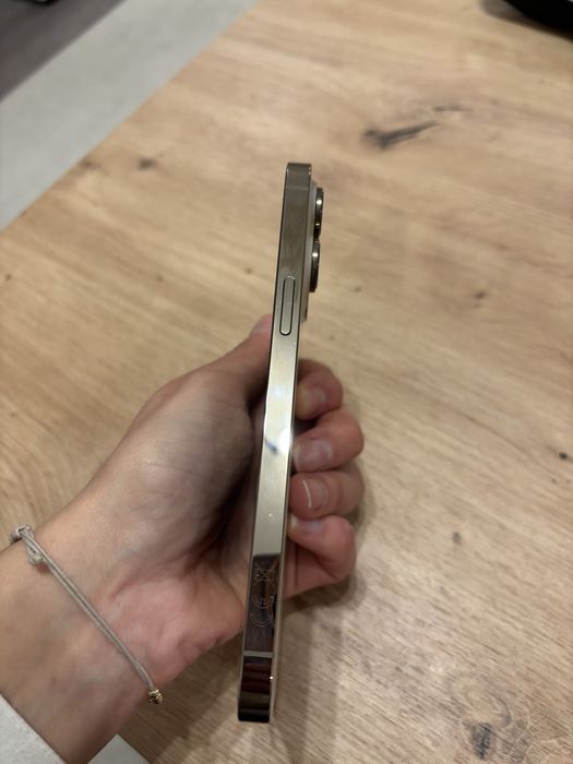I phone 14 pro max 512 GB  Gold