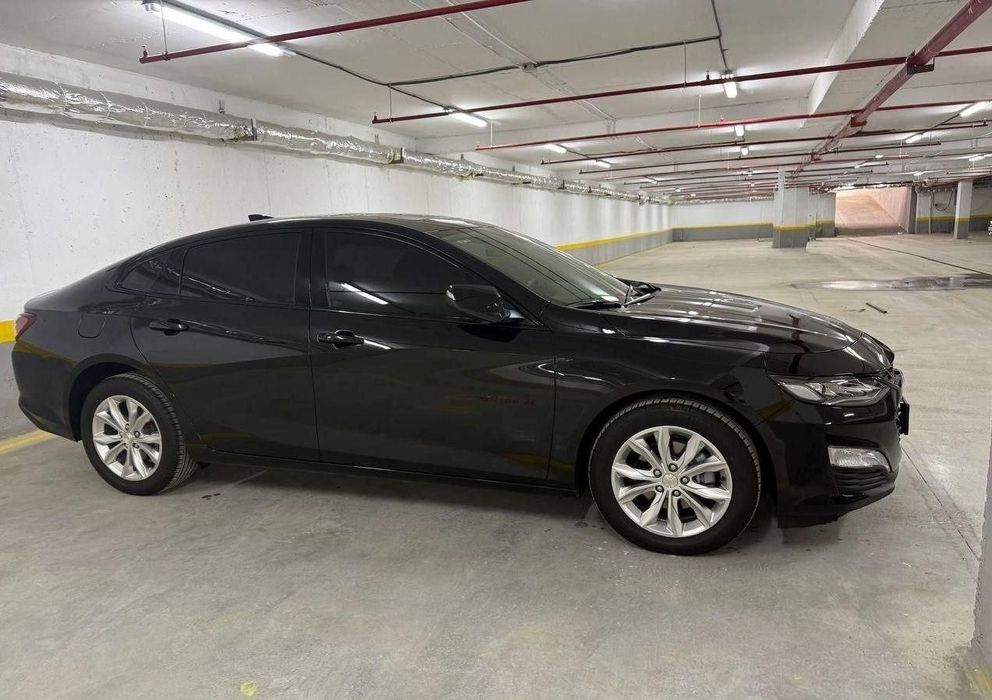 Malibu 2 XL 2023г! Черный! 77 тыс км пробега! Чистая!