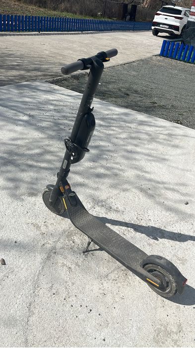 Продам самокат почти новый