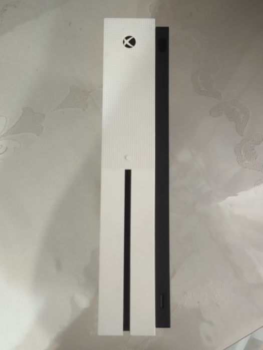 Обменяю xbox one s