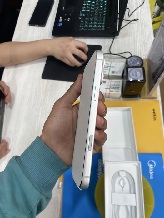 Iphone 17 Pro Max silver