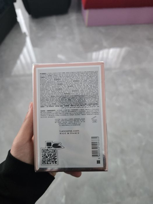 Vand parfum La vie est belle lancome