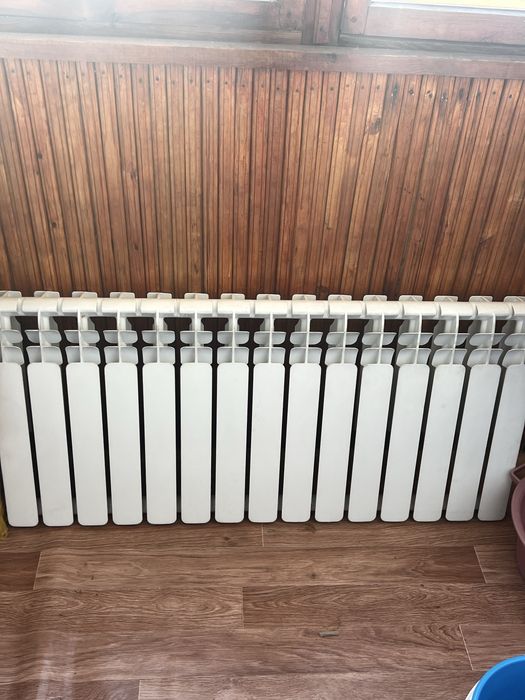 Продам срочно батарею. 15000