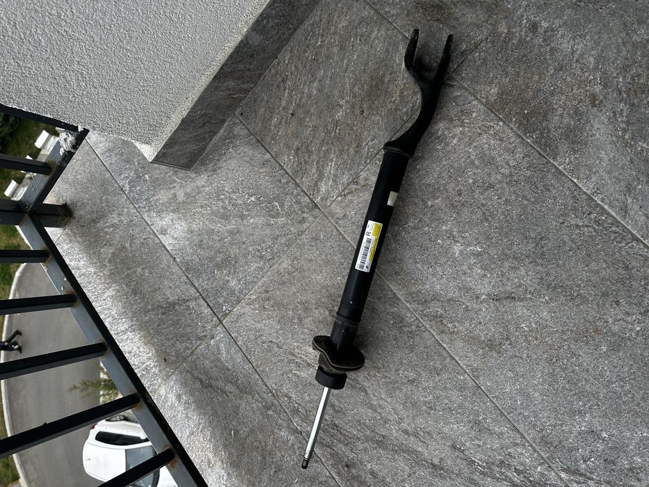 Amortizor Mercedes-Benz