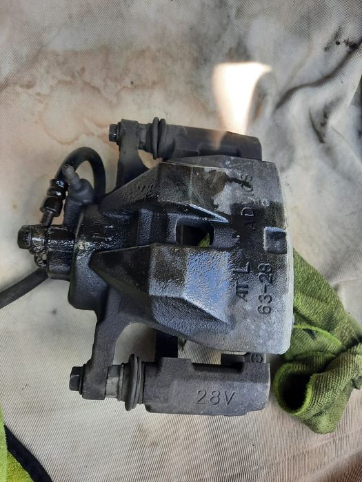 СУппорт на камри 40