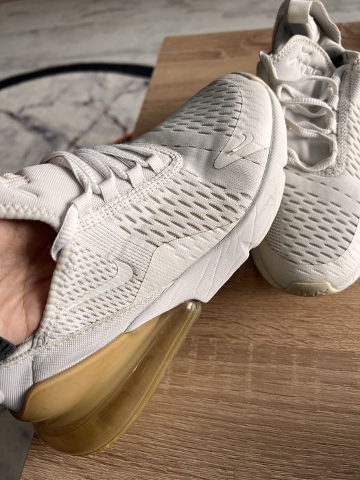 Оригинални маратонки Nike Air Max 270/ 37.5 номер