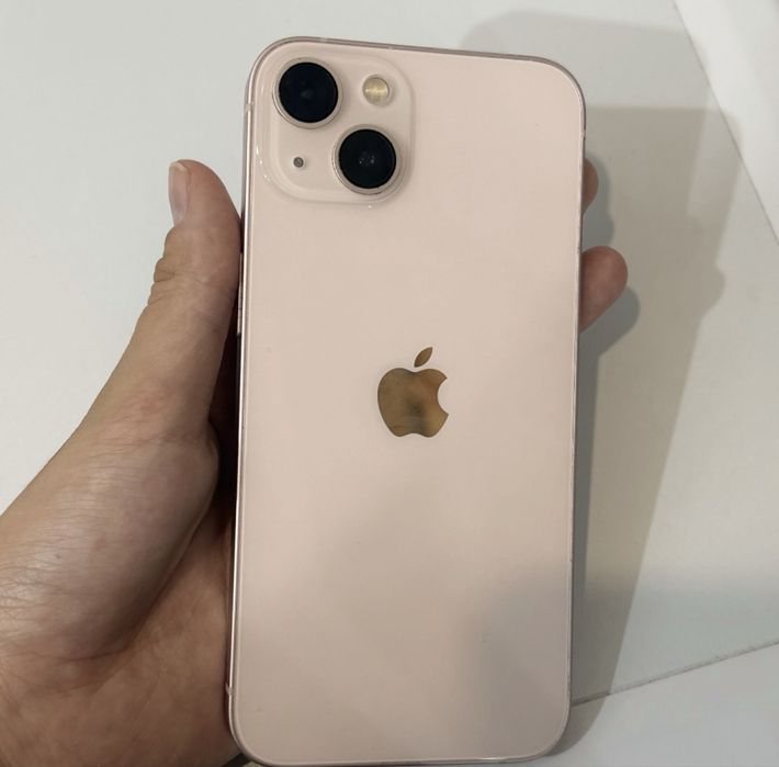Продам iphone 13 256гб акб 94% ЦАРАПИН НЕТУ ОТДАЮ СРОЧНО