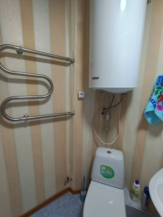 Продам квартиру 6 МК 68 дом 4 этаж