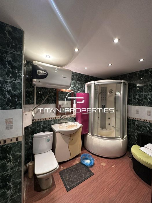 Продава се Тристаен апартамент в Бургас, Лазур - 94 кв.м за 3298 €/кв.м - Снимка #12