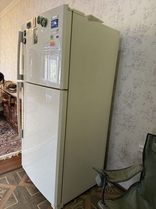 Холодильник Samsung (B/U)