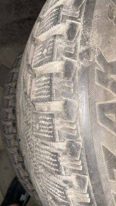 Продам зимние шиный