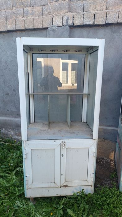 Витрина сотилади